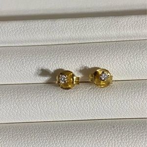 14K Small Diamond Studs